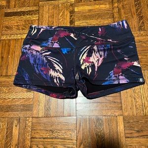 FLEO/Chestee Collab Feathers Original Shorts